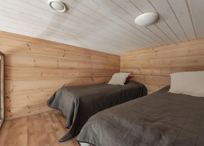 Karkutahko 1a - Spacious 3br Ruokonen