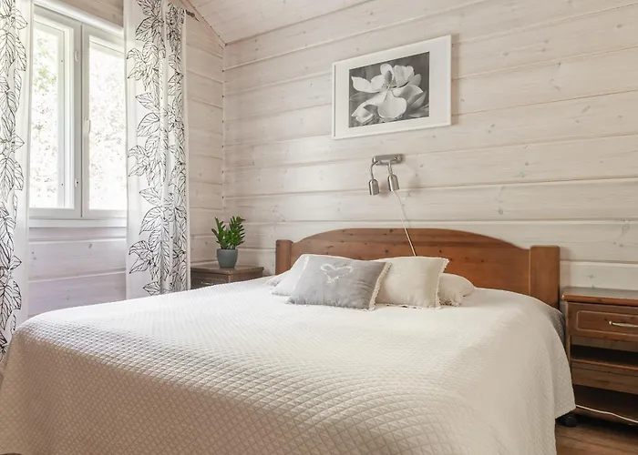 Karkutahko 1a - Spacious 3br * Ruokonen